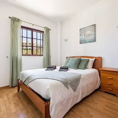 Krishan - Private Pool Албуфейра