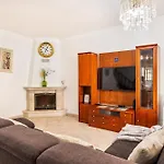 Krishan - Private Pool Vakantiehuis